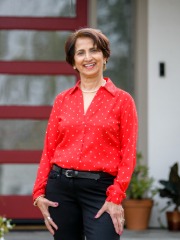 Agent Profile Image for Nomita Shahani : 00941564