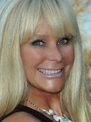 Agent Profile Image for Adrianne Cunningham : 01111585