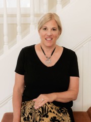 Agent Profile Image for Jeannine Gallant : 01112360