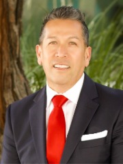 Agent Profile Image for Cesar Iracheta : 01180121