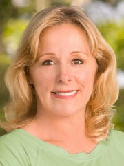 Agent Profile Image for Raylene Khan : 01202160