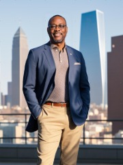 Agent Profile Image for De Wilmore : 01213498