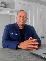 Agent Profile Image for Mariano Peralta : 01251465