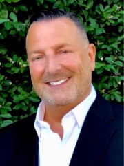 Agent Profile Image for Cory Cooper : 01322435