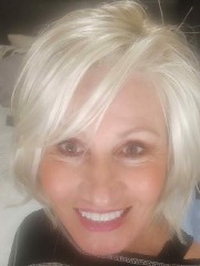 Agent Profile Image for izabella McIntyre : 01342105