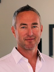 Agent Profile Image for Aaron Parker : 01368017