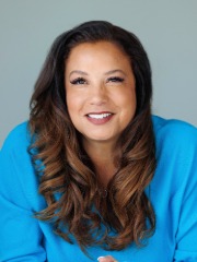 Agent Profile Image for Holly Barr : 01370328