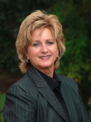 Agent Profile Image for Linda Hulberg : 01384184