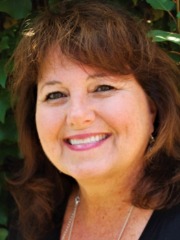 Agent Profile Image for Andria Cutler : 01384478