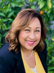 Agent Profile Image for Maryann Cruz : 01398154