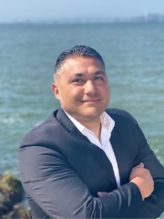 Agent Profile Image for Hector Cisneros : 01440048
