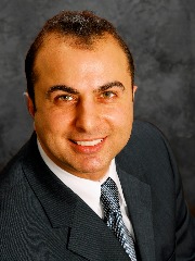 Agent Profile Image for Robin Neydavoud : 01719089