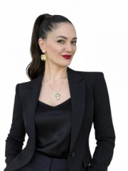 Agent Profile Image for Araksya Roxy Keshishyan : 01720802