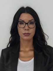 Agent Profile Image for Nicole Loza : 01774289