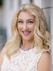 Agent Profile Image for Adriana Trenev : 01893246