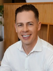 Agent Profile Image for Dennis Loewen : 01902881
