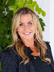 Agent Profile Image for Janie Hanson : 01910582