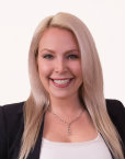 Agent Profile Image for Julia Laquer : 01928656