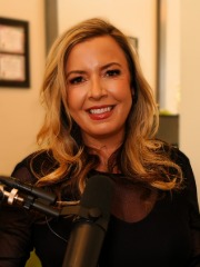 Agent Profile Image for Angela Savage : 01934055