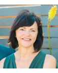 Agent Profile Image for Susan Woods : 01991482