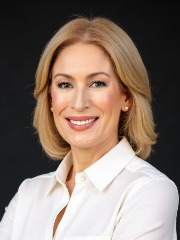 Agent Profile Image for Beatrice Beauchamp : 02009805