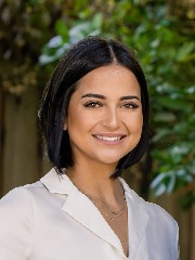 Agent Profile Image for Zoe Tentoglou : 02037826