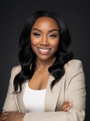 Agent Profile Image for Sydney Laday : 02041175
