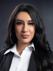 Agent Profile Image for Berenize Avila-Villafan : 02065302