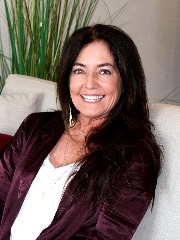 Agent Profile Image for Mary Thomas : 02085418