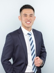 Agent Profile Image for Alexander Ho : 02093961