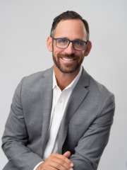 Agent Profile Image for Garret Jones : 02100682