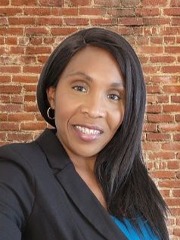 Agent Profile Image for Tina Robinson : 02123655