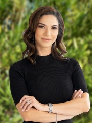 Agent Profile Image for Elsa Garza : 02130192