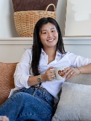 Agent Profile Image for Ashley Hwang : 02140727