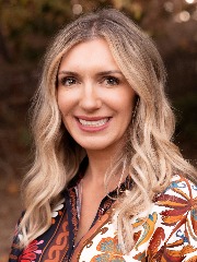 Agent Profile Image for Laura Mcdonnell : 02189532