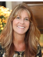 Agent Profile Image for Valerie Walker : 02196235