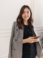 Agent Profile Image for Elena Lee : 02218872