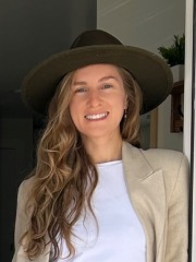 Agent Profile Image for Chloe Rising : 02242788