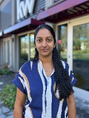 Agent Profile Image for Yazhini Radhakrishnan : 02245937