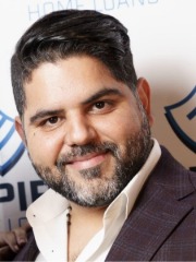 Agent Profile Image for Farnoush Vahedi : 02253517