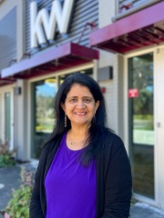 Agent Profile Image for Simmi Sharma : 02253847