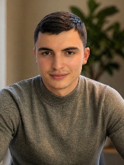 Agent Profile Image for Maksim Shepelev : 02440618