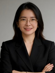 Agent Profile Image for Laura Nguyen Bui : 02440887