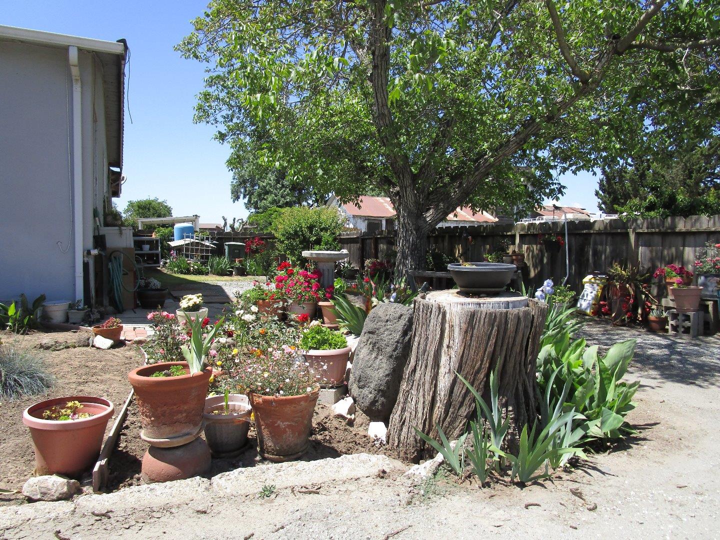 2025 Pacheco Pass Highway, Gilroy, California 95020, ,Residential Income,For Sale,2025 Pacheco Pass Highway,ML81613619
