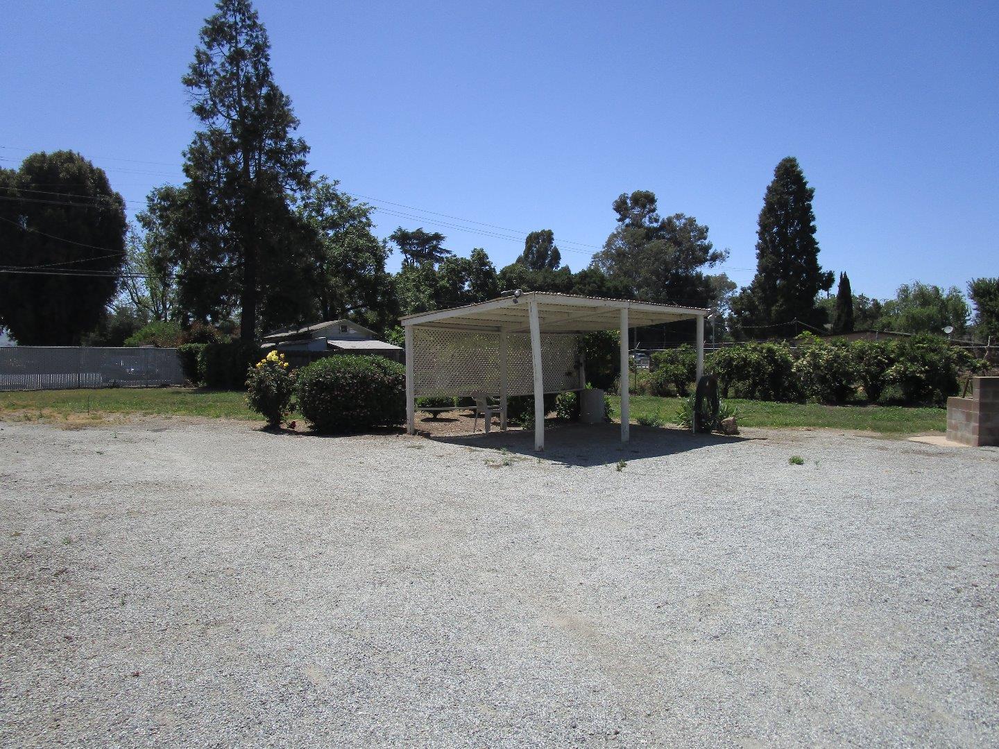 2025 Pacheco Pass Highway, Gilroy, California 95020, ,Residential Income,For Sale,2025 Pacheco Pass Highway,ML81613619