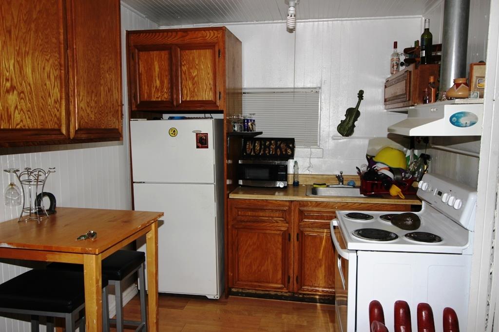 2025 Pacheco Pass Highway, Gilroy, California 95020, 3 Bedrooms Bedrooms, ,1 BathroomBathrooms,Residential,For Sale,2025 Pacheco Pass Highway,ML81613873