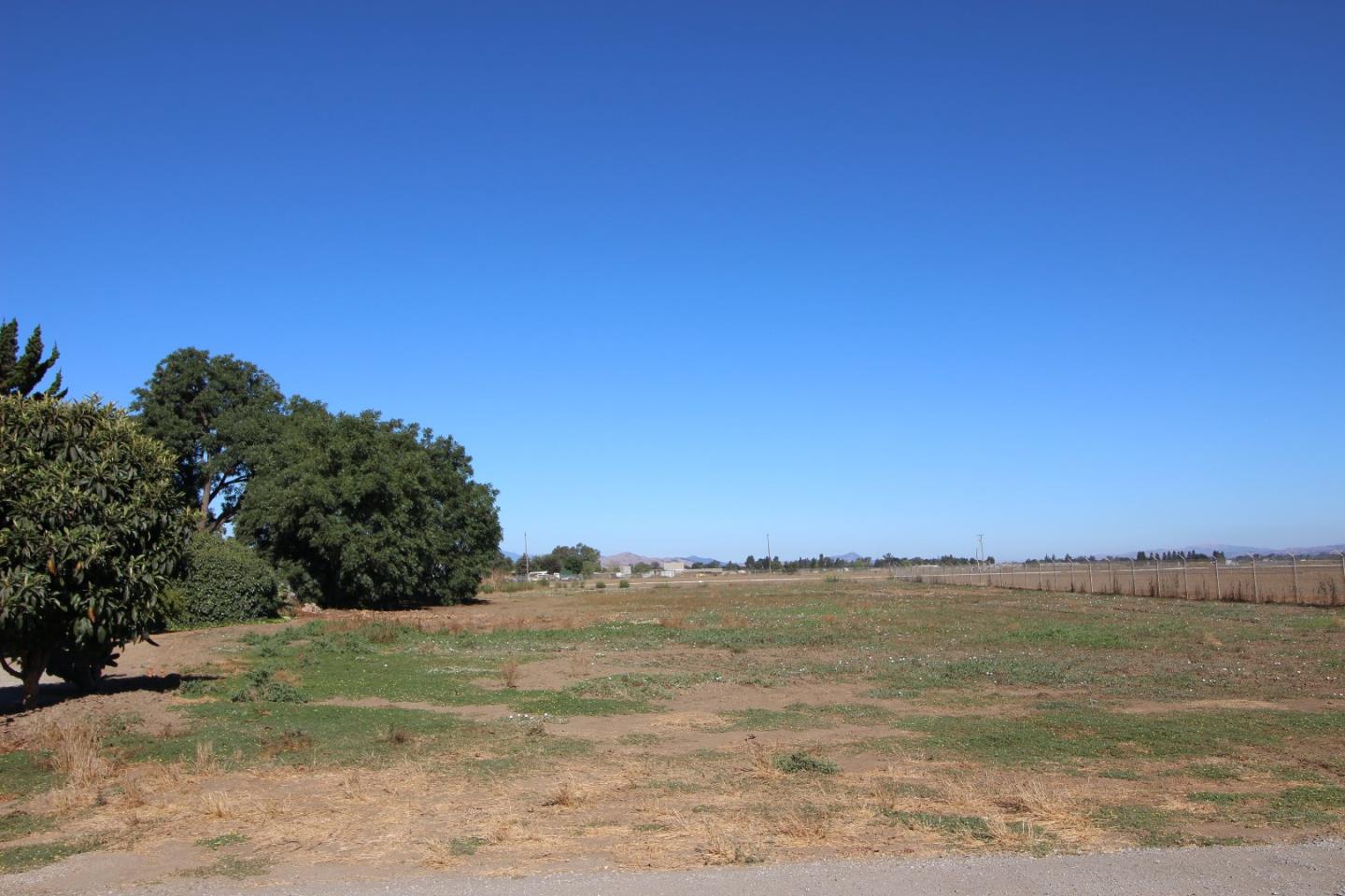2025 Pacheco Pass Highway, Gilroy, California 95020, 3 Bedrooms Bedrooms, ,1 BathroomBathrooms,Residential,For Sale,2025 Pacheco Pass Highway,ML81613873