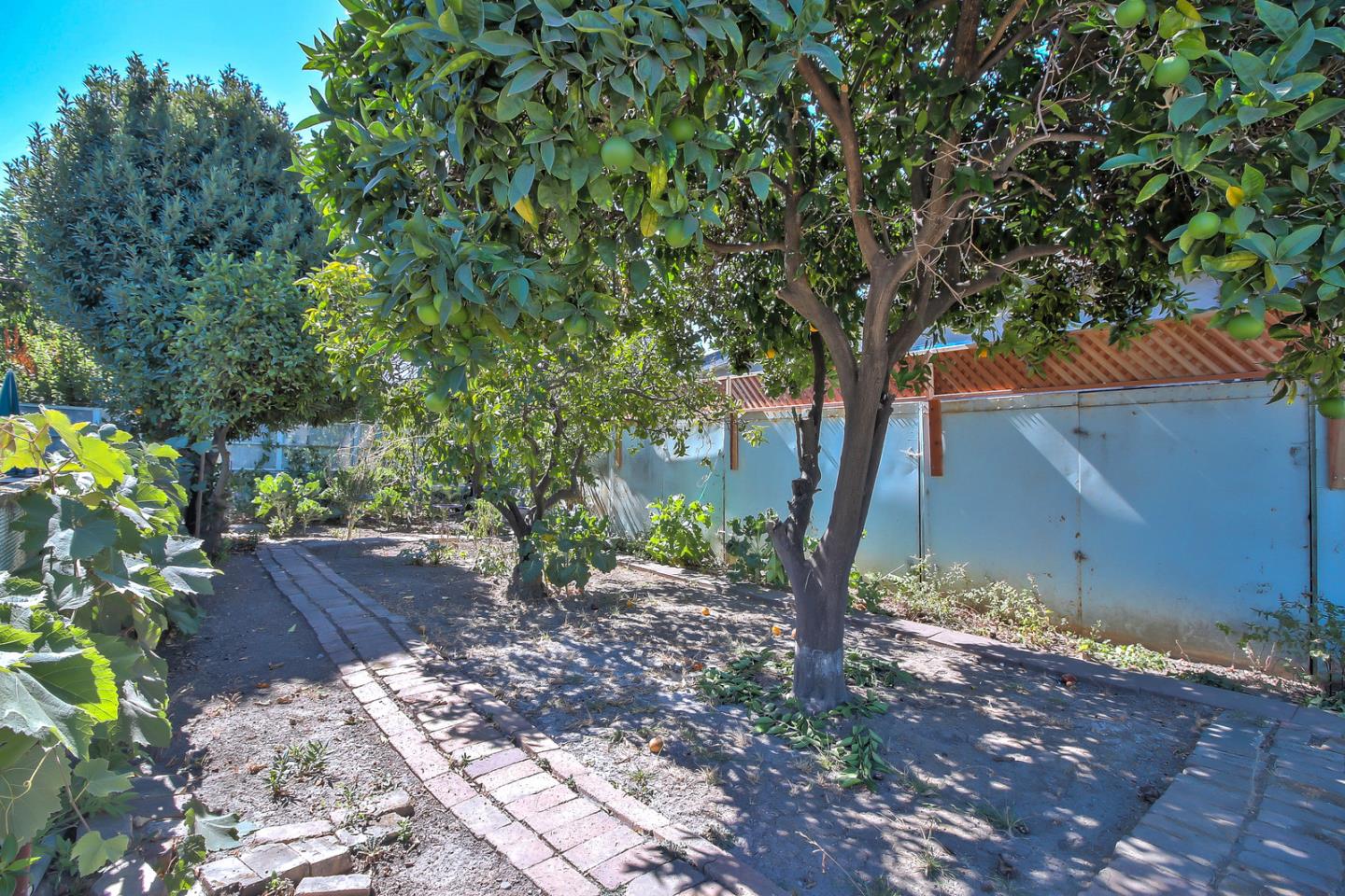Listing photo