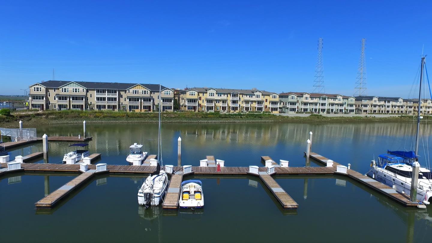 Detail Gallery Image 1 of 1 For 656 Sea Anchor Dr #2506,  Redwood City,  CA 94063 - 3 Beds | 2/1 Baths