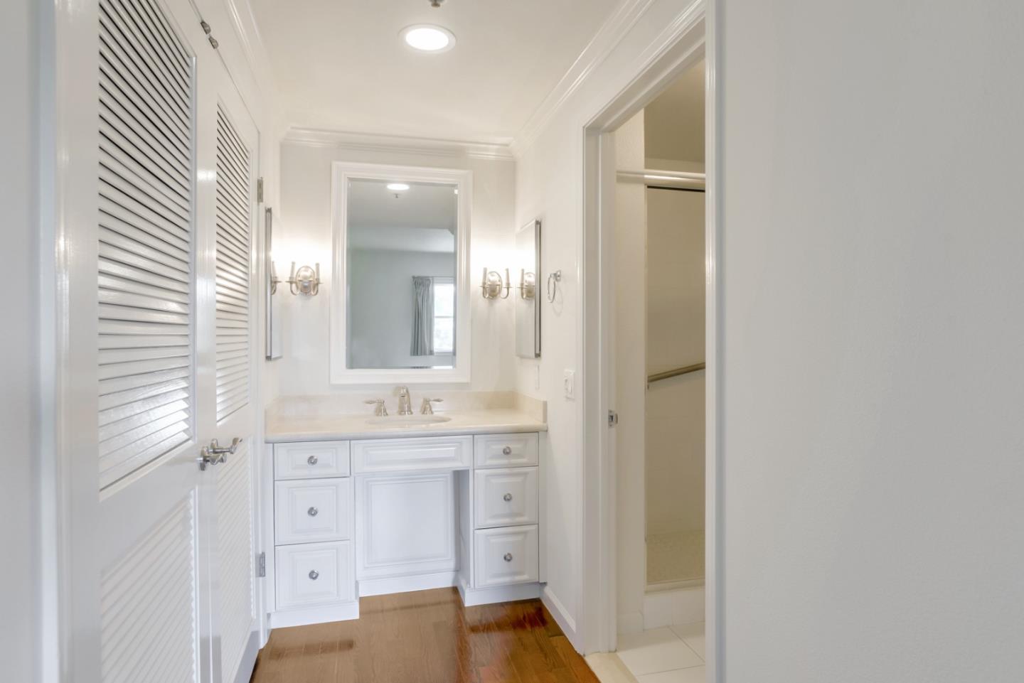 Detail Gallery Image 21 of 31 For 1 Baldwin Ave #411,  San Mateo,  CA 94401 - 2 Beds | 2 Baths